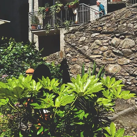 Casa Nel Borgo * Домазо