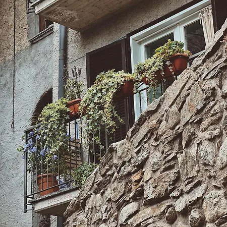 Casa Nel Borgo * Домазо